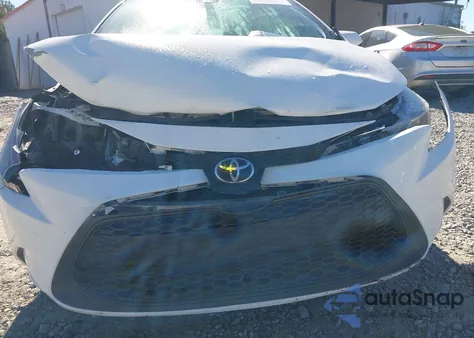 2021 Toyota Corolla Le z USA, uszkodzony, nr VIN 5YFEPMAE0MP180501